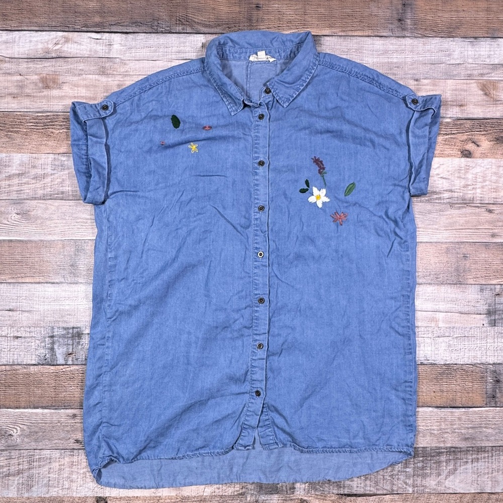 Jane and Delancey Women Button Down Shirt Blue Medium Floral Embroidered Lyocell